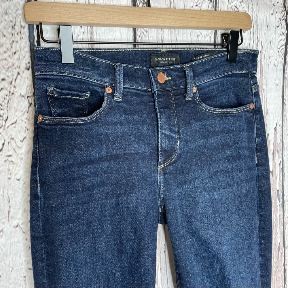 Banana Republic Denim Mid-Rise Skinny Jeans Dark Wash Size 26 with 27” Inseam - Picture 2 of 14